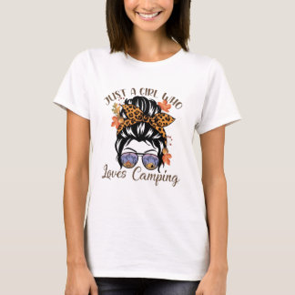 Just a Girl Who Loves camping T-Shirt