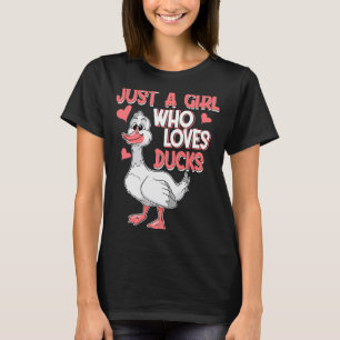 Just a Girl who loves Ducks Harvest Farming Barn C T-Shirt