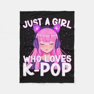Just A Girl Who Loves K-p Korean Cute Listening Kp Fleece Blanket