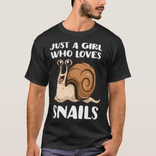 Just A Girl Who Loves Snails Cute Snail Girl Pullo T-Shirt