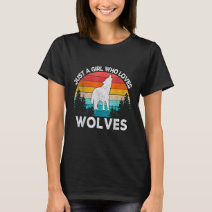 Just A Girl Who Loves Wolves  Retro Wolf  Girl Vin T-Shirt