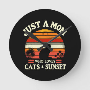 Just a mum who loves cats round clock