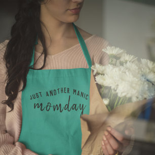 Just Another Manic Momday   Super Mum Trendy Green Apron