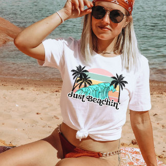 Just Beachin, Cute Summer Vacation Retro Beach Bum T-Shirt