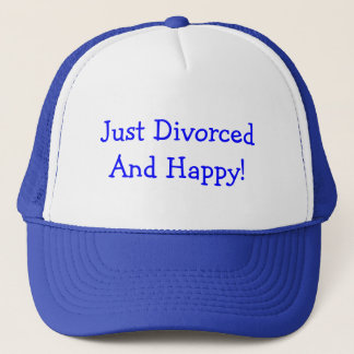 JUST DIVORCED! TRUCKER HAT
