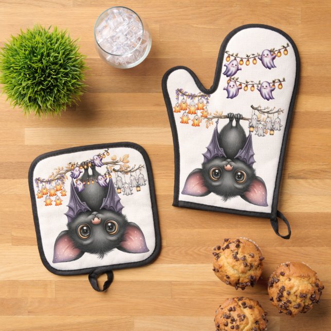 Just hanging around, Bats Oven Mitt & Pot Holder Set (Top Down)