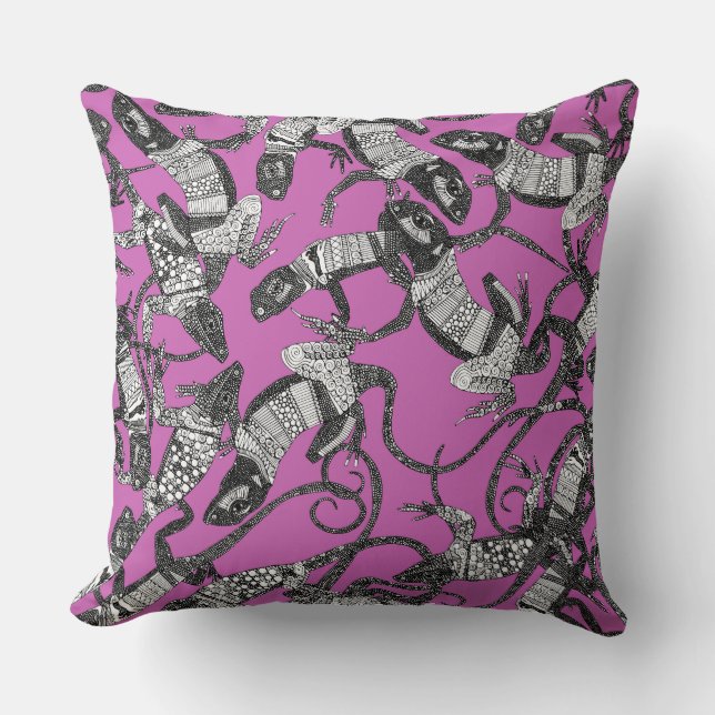 just lizards pink cushion (Front)