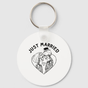Just Married Bride Groom Skeleton Couple Halloween Key Ring