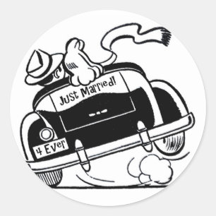 Just Married Couple in Car Classic Round Sticker