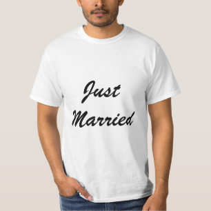 Just Married Custom Script Text Wedding Newlyweds T-Shirt
