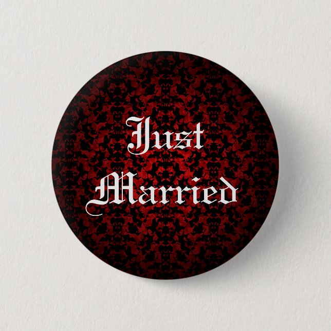 Just married elegant Gothic button (Front)