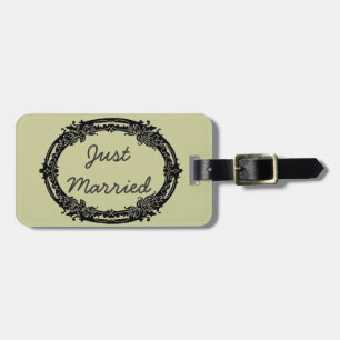 Just Married Elegant Honeymoon Luggage Tag