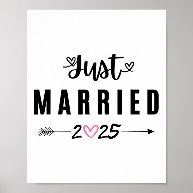 Just Married Est 2025 Honeymoon Wedding Couples An Poster (Front)