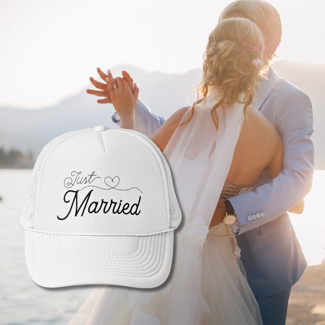 Just Married Heart Trucker Hat (Creator Uploaded)