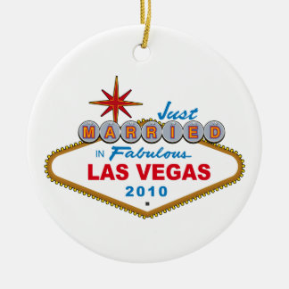 Just Married In Fabulous Las Vegas 2010 Ceramic Tree Decoration