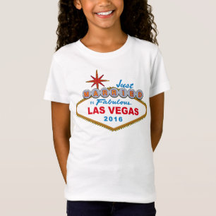 Just Married In Fabulous Las Vegas 2016 (Sign) T-Shirt
