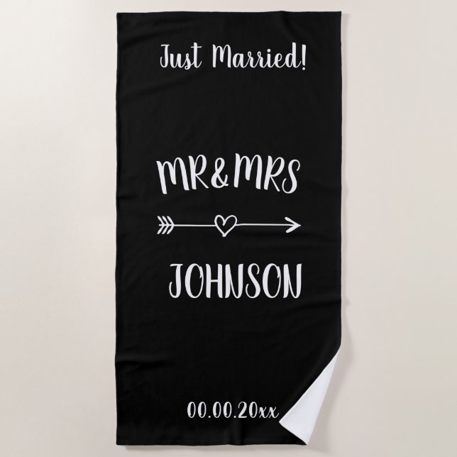Just married Mr and Mrs beach towel for newly weds (Front)