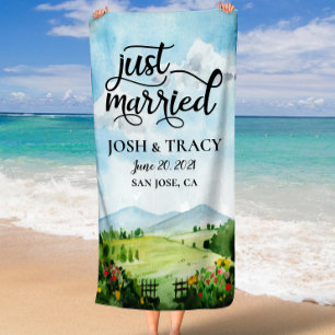 Just Married, Mr and Mrs, Newlywed, Honeymoon Beach Towel