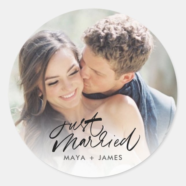 Just Married Photo Wedding Favour Classic Round Sticker (Front)