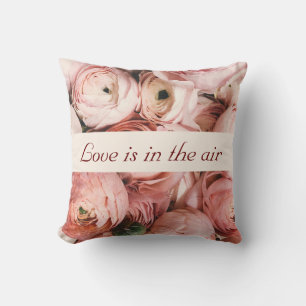 Just Married, Pink Roses, Love is in the Air Round Cushion
