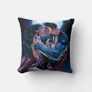 Justice League #12 Wonder Woman & Superman Kiss Cushion