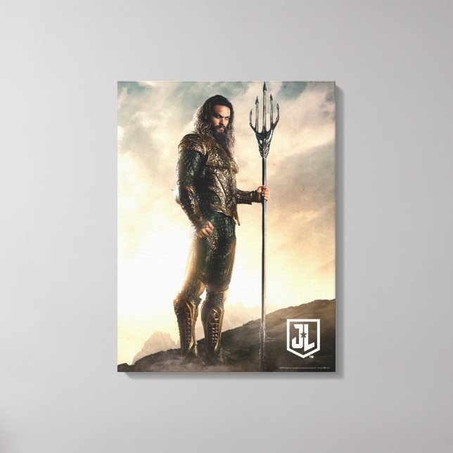 Justice League | Aquaman On Battlefield Canvas Print (Front)