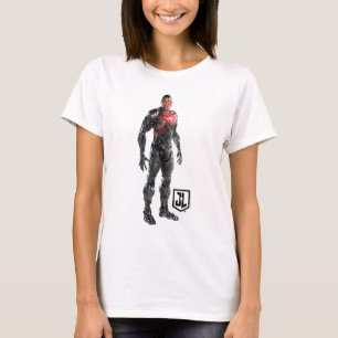 Justice League   Cyborg On Battlefield T-Shirt