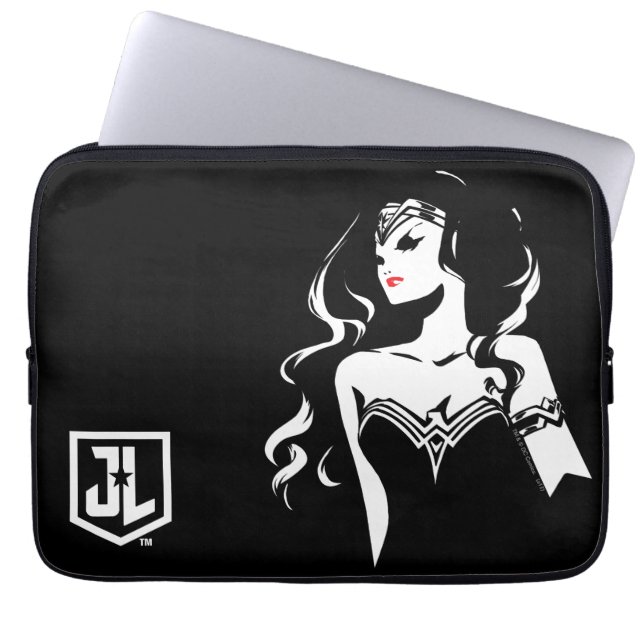 Justice League | Wonder Woman Noir Pop Art Laptop Sleeve (Front)