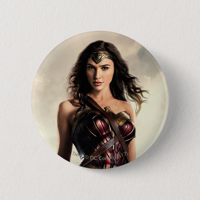 Justice League | Wonder Woman On Battlefield 6 Cm Round Badge (Front)