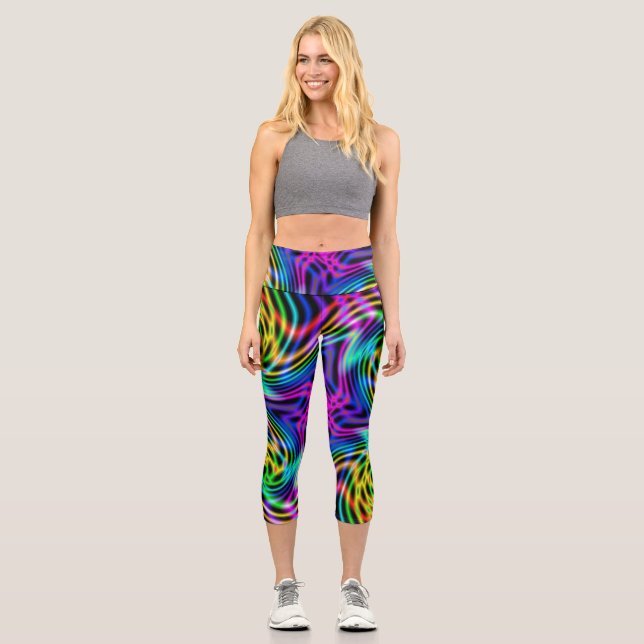 Kaleidoscope Rays Capri Leggings (Front)