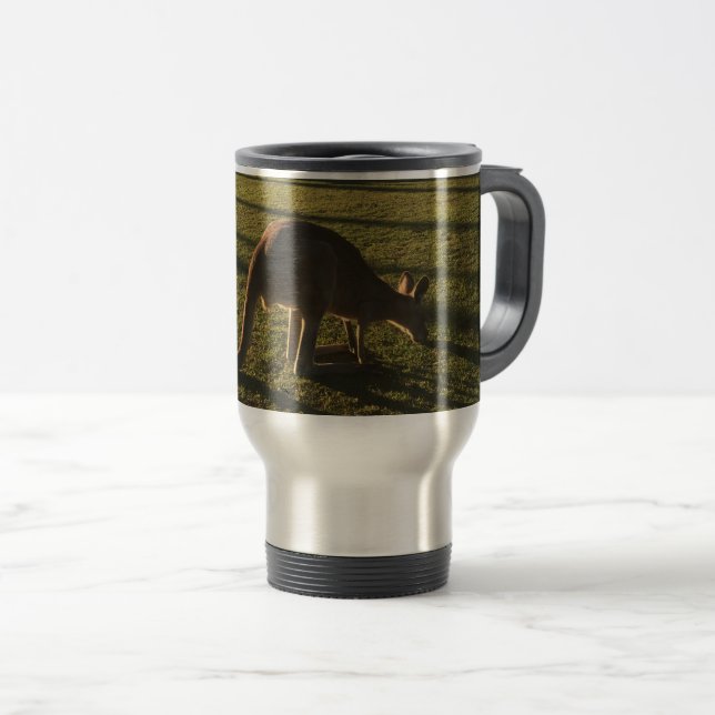Kangaroo at dusk travel mug (Front Right)