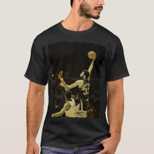 Kareem Abdul Jabbar Vintage Design Of Basketball T-Shirt