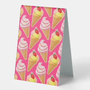 Kawaii pink pattern with strawberry ice cream