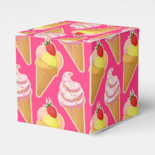 Kawaii pink pattern with strawberry ice cream  favour box
