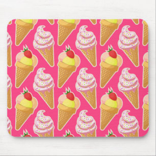 Kawaii pink pattern with strawberry ice cream mouse mat