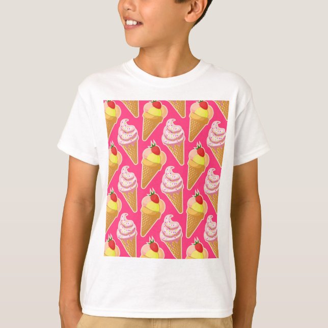 Kawaii pink pattern with strawberry ice cream  pat T-Shirt (Front)
