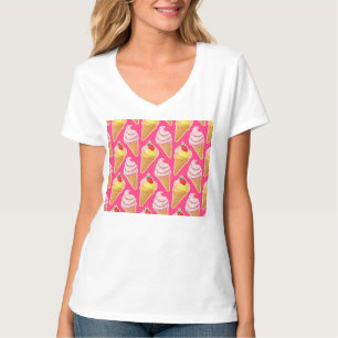 Kawaii pink pattern with strawberry ice cream T-Shirt
