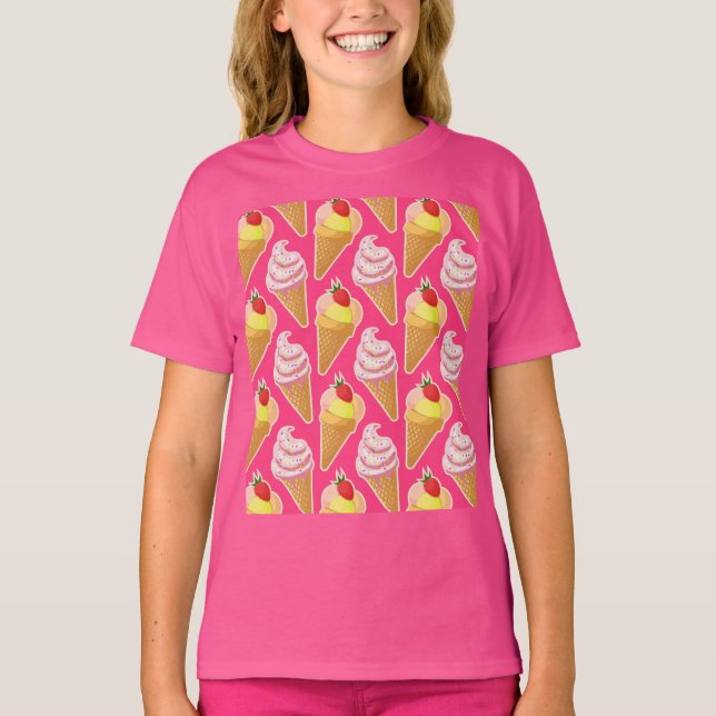 Kawaii pink pattern with strawberry ice cream T-Shirt (Front)