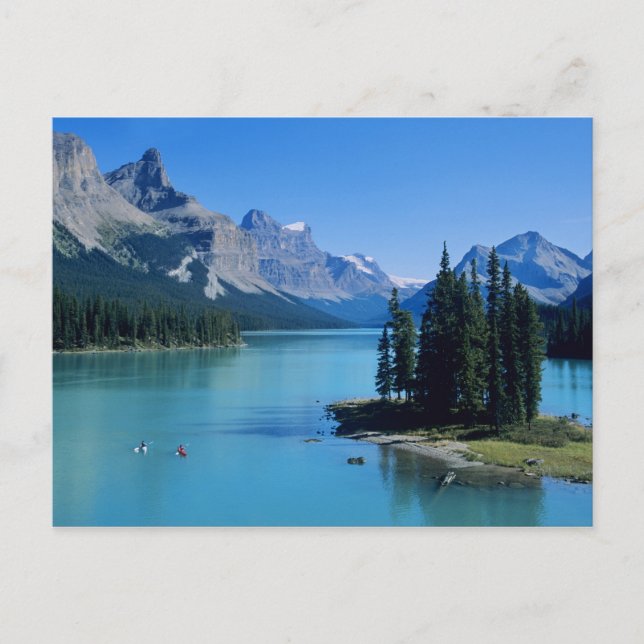 Kayaking on Maligne Lake at Spirit Island Postcard (Front)