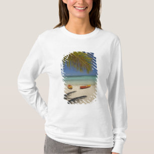 Kayaks on the beach, Plantation Island Resort T-Shirt