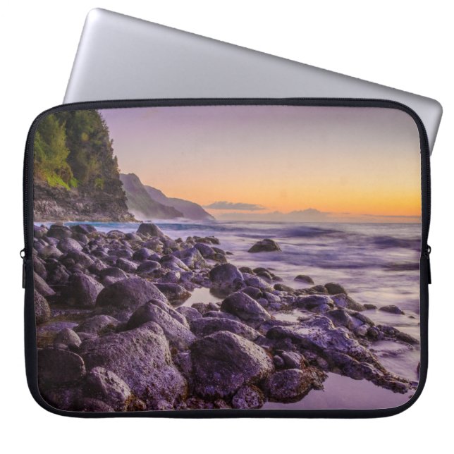 Ke’e Beach at Sunrise, Kauai, Hawaii Wetsuit Laptop Sleeve (Front)