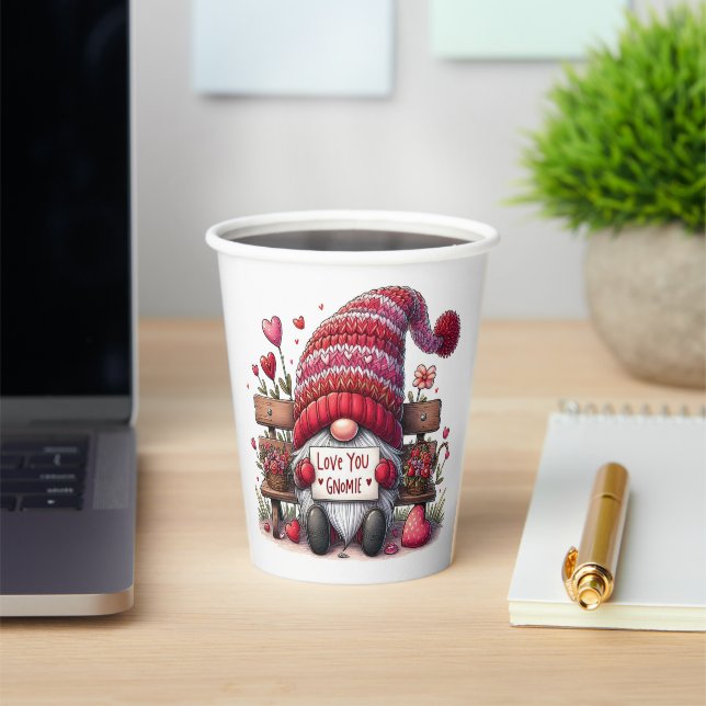 Keep or design your own :-) glass paper cups (Insitu)