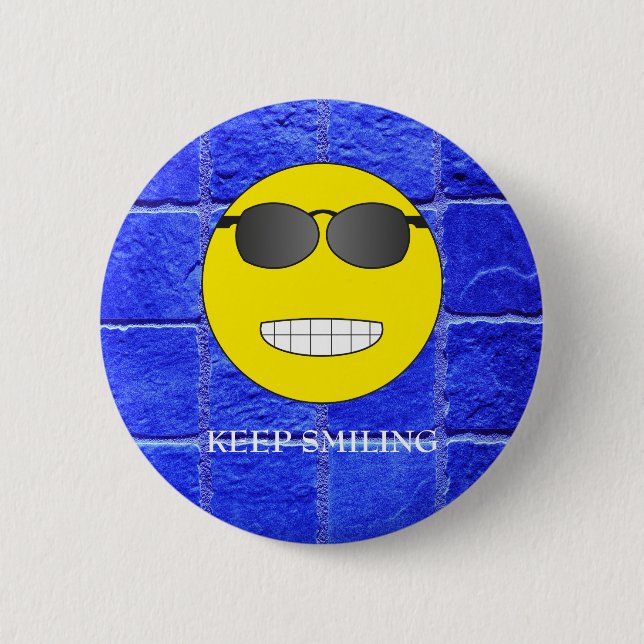 Keep Smiling 6 Cm Round Badge (Front)