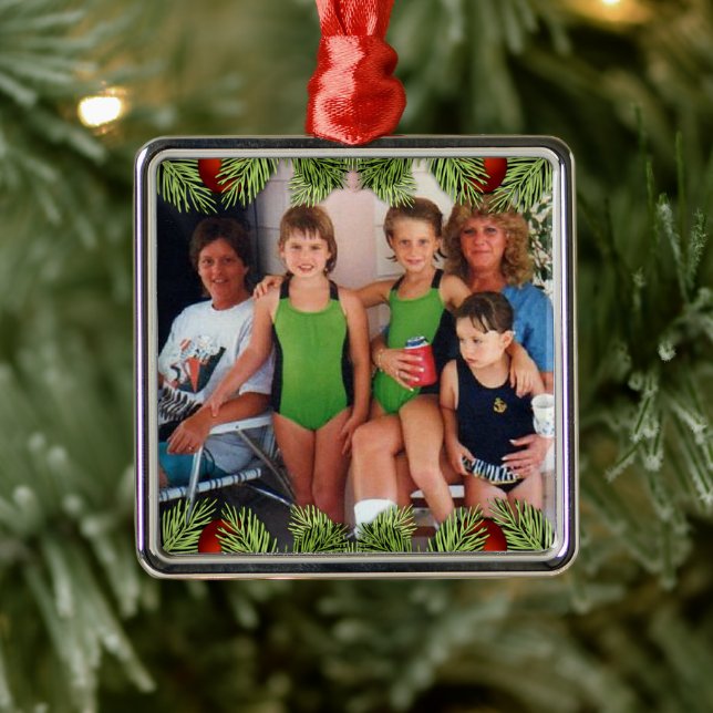 Keepsake Family Photo Christmas Metal Tree Decoration (Tree)