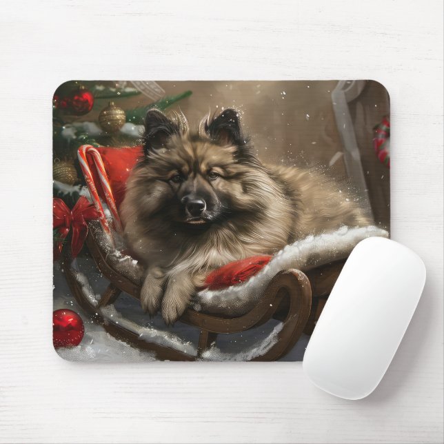 keeshond Dog Christmas Festive  Mouse Mat (With Mouse)