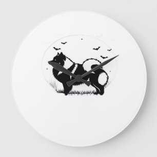 Keeshond Dog � Halloween Moon Silhouette Classic T Large Clock