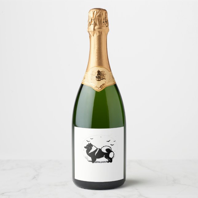 Keeshond Dog � Halloween Moon Silhouette Classic T Sparkling Wine Label (Front)