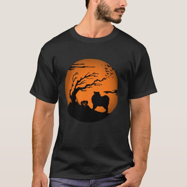 Keeshond Halloween T Shirt (Front)