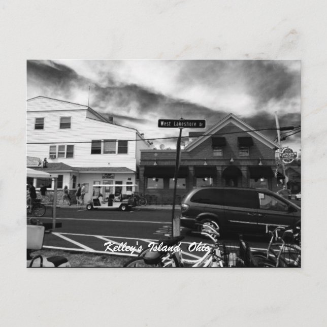 Kelley's Island, Ohio Street Photo Postcard (Front)