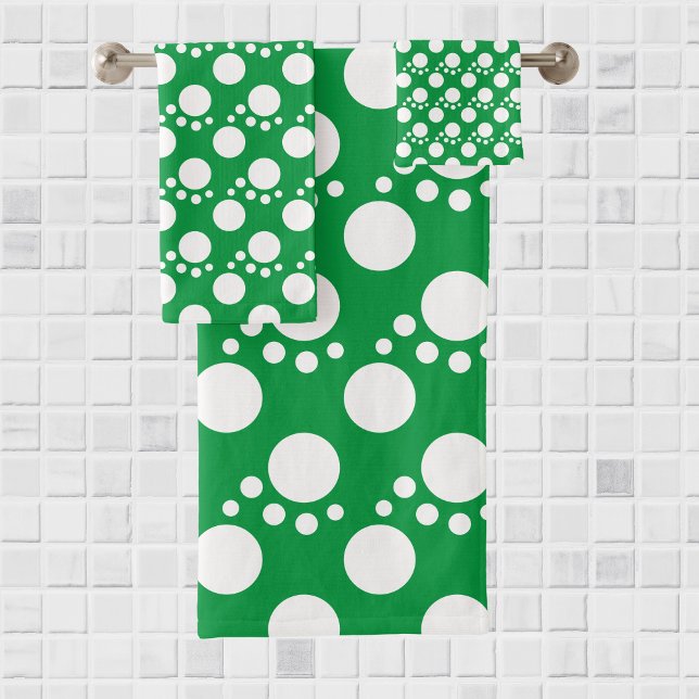 Kelly Green : Modern Dots in White Bath Towel Set (Creator Uploaded)